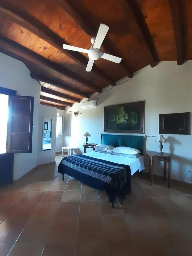 B&B La Casetta Degli Aranci อากริเจนโต ภายนอก รูปภาพ