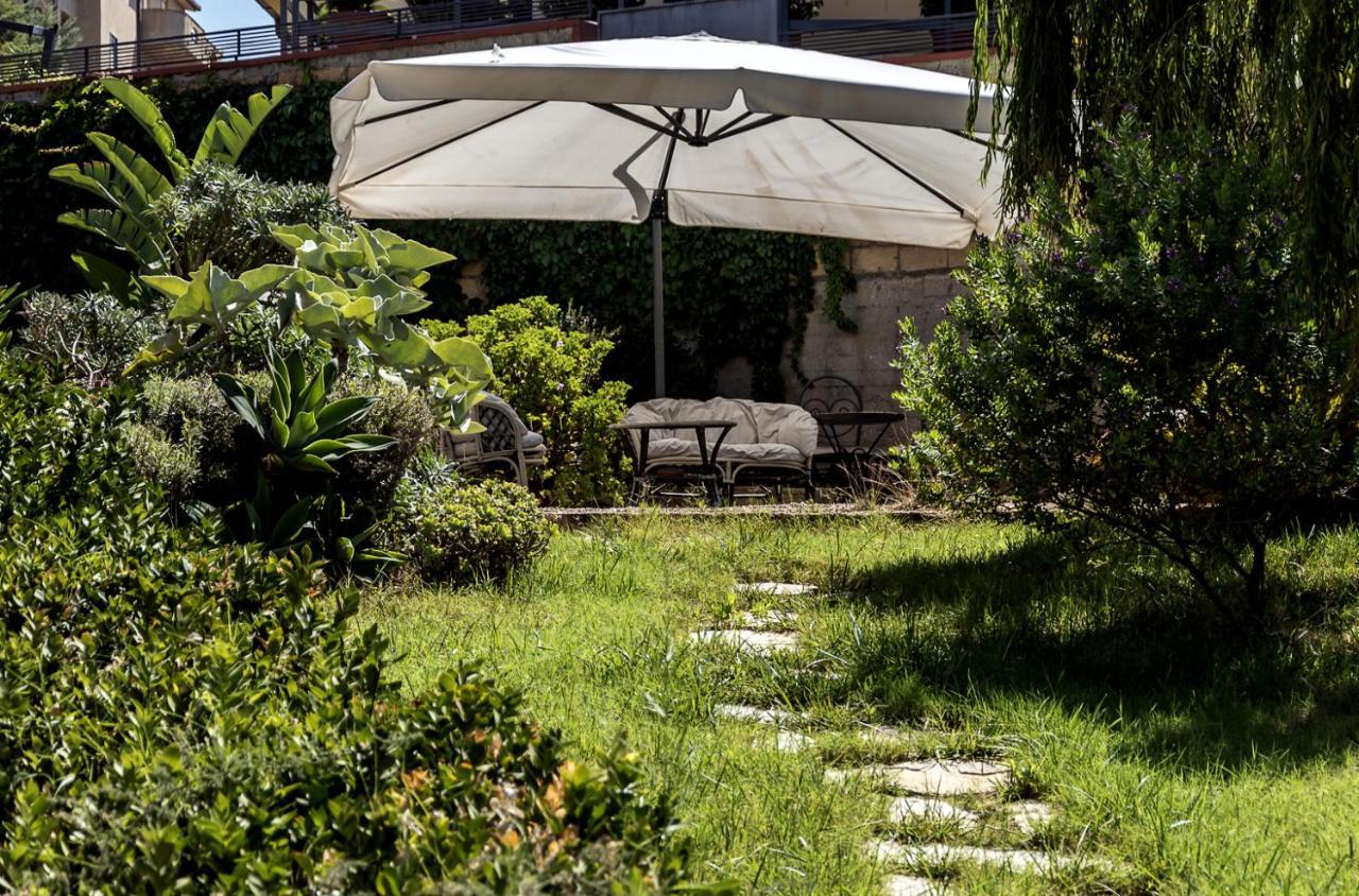 B&B La Casetta Degli Aranci อากริเจนโต ภายนอก รูปภาพ